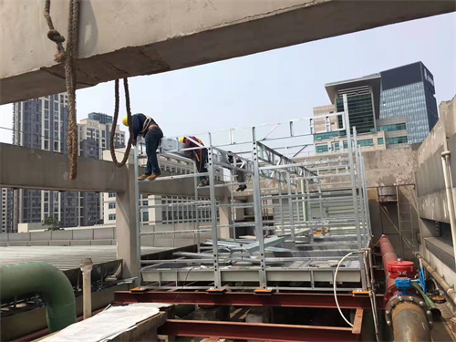 冷卻塔噪聲控制解決方案,屋面冷卻塔噪聲